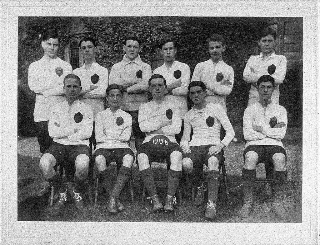 Association Football 1915 - 1916